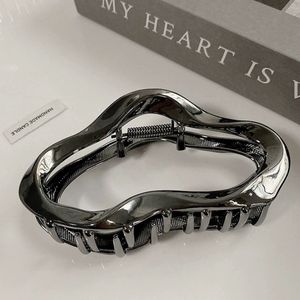 Wave Bubble Line Grote Haarklemmen-zwart