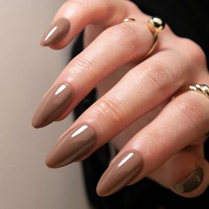 24 stuks bruine press-on nagels ovaal amandel nepnagels acrylgel kort