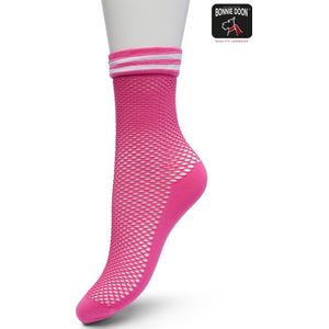 Bonnie Doon Dames Fishnet Sok met Sportieve Streepboord Dichte Zool en Teen Voor Meer Draagcomfort Fel Roze 36/42 - Rekbaar Van Net Boven Enkel tot Stukje Boven Enkel te Dragen - 90% Polyamide - Fisnet - Mode - Trendy - Pink Yarrow - BP221430.321