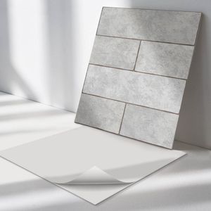 Wallfluent Vinyl Wandpaneel - 3D-baksteenpatroon Zelfklevende Wandbekleding - 50 cm x 50 cm - Grijs Vinyl Wandpaneel - 4 stuks - Vierkant Wandbekleding Vinyl - Texturen Wandpaneel - Wandpaneel PVC - Wandpaneel Keuken en Badkamer