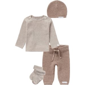 Noppies - Kledingset - 4 delig - Broek Grover Knit Taupe - Shirt natal - Muts Rosita Taupe Knit - 1 paar sokjes taupe - Maat 62
