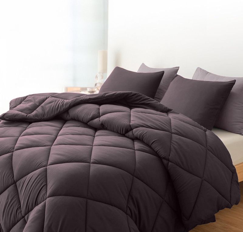 Sleep Comfy - Deluxe 2-in-1 Herfst Dekbed - 140x200 cm | Black Bean - Dekbed zonder overtrek - Ademend & Anti Allergie - Hoesloos Dekbed | Stijl, Comfort en Innovatie voor Elke Dag & Nacht | Camping & In de Caravan