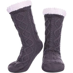 Twee paar antislipsokken voor dames in de winter: comfortabel, warm en schattig.
