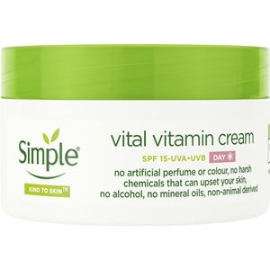 Simple Kind to Skin Vital Vitamin Dagcrème - 50 ml