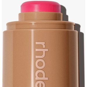 Rhode Pocket Blush The Natural Flush - juice box hot pink - blush - hailey bieber