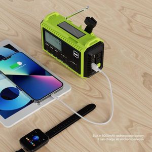 Noodradio - Noodradio Opwindbaar - DAB+/FM - Draagbare Zonne-radio met 5000 mAh Batterij - LED-Zaklamp en Leeslamp - DAB+ Bouwplaatsradio IPX4 - Oplaadbare Radio met SOS-Alarm - Geschikt voor Wandelen, Kamperen en Buiten