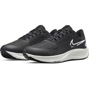 Nike Air Zoom Pegasus 38 Shield  Sportschoenen - Maat 44 - Mannen - zwart/wit