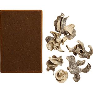 RNCosmetics – Patchouli & Amber Zeep Bar (100 g) – Natuurlijke Handgemaakte Zeep met Essentiële Oliën – Diepreinigend, Zuiverend & Verfrissend – Geschikt voor Gevoelige of Droge Huid