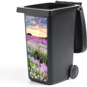Container sticker Bloemen - Lavendel - Paars - Lucht - Zonsondergang - Weide - Natuur - 44x98 cm - Kliko sticker - Tuinspullen