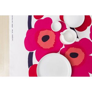 Marimekko afneembaar katoenen tafelkleed met acrylcoating Unikko rood per 0.50 meter x 1.40 breedte (u bestelt de gewenste lengte!)