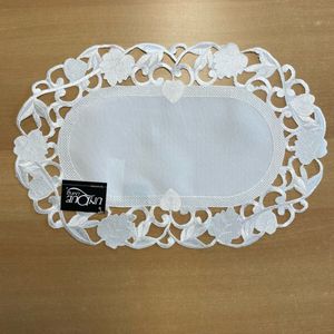 Tafelkleed Linnen gebroken wit met blaadjes - Loper 45 cm