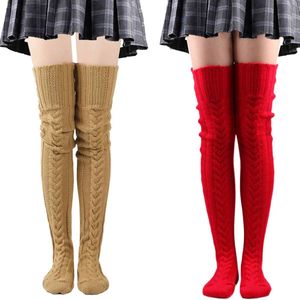 longziming -Dames Dijhoge Sokken – Gebreide Lange Warme Sokken – Zachte Acrylvezel – Elastisch & Comfortabel – Wintermode – Rood + Camel – Eén Maat – 2 Paar