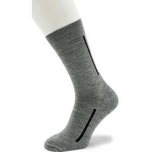 Bonnie Doon Wandel Sokken Merino Wol Midden Grijs Dikke Dempende Zool Unisex maat 35/38 - Vochtregulerend - Dempende zool - Wandel Sokken - 70% merino Wol - Warme Sokken - Zomer Wandeling - Ademend - Grey Melange - BW230001.236