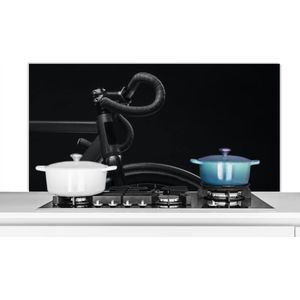 Spatscherm keuken 120x60 cm - Kookplaat achterwand Fiets - Stuur - Zwart - Wit - Muurbeschermer - Spatwand fornuis - Hoogwaardig aluminium