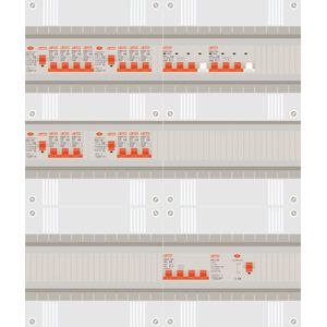 3 fase groepenkast met 13 licht groepen en 2 krachtgroepen