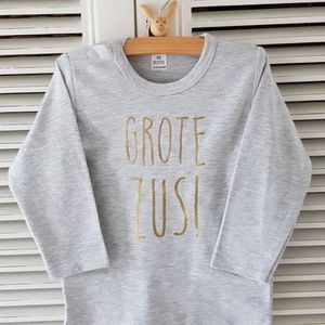 Shirt grote zus |  big sis sister lange mouw | grijs met goud | maat 104 zwangerschap aankondiging bekendmaking Baby