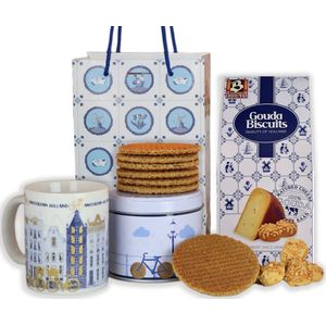 Geschenkset vrouwen - mannen - Cadeau voor man en vrouw - Cadeauset - Giftset - Hollandse cadeautjes | Pakket met diverse Hollandse lekkernijen - Blik stroopwafels - Gouda Koekjes - Amsterdam Mok