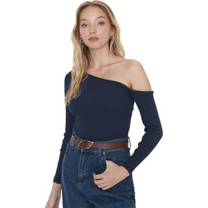 Trendyol Asymmetrisch Breien