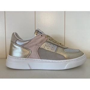 Hip sneaker maat 38