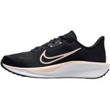 Nike - Quest 6 - Hardloopschoen - Zwart