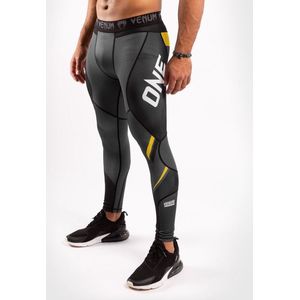 Venum ONE FC Impact Compression Tights Legging Grijs Geel S - Jeans Maat 30