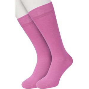 Bonnie Doon Basic Sokken Heren Roze maat 40/46 - 2 paar - Basis Katoenen Sok - Gladde Naden - Brede Boord - Uitstekend Draagcomfort - Perfecte Pasvorm - 2-pack - Multipack - Effen - Roze - Pink - OL6324012.316