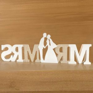 Houten letters Mr & Mrs - Lettering voor Bruiloft Verloving Verjaardag Teken Decor