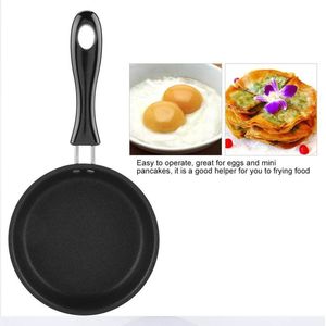 Draagbare mini-koekenpan voor gepocheerd ei - Huishoudelijke keukenfornuis fournituren .