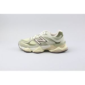 New Balance 9060 'Olivine' maat