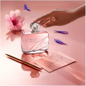 Estée Lauder Beautiful Magnolia Intense Eau de Parfum 50ml Spray