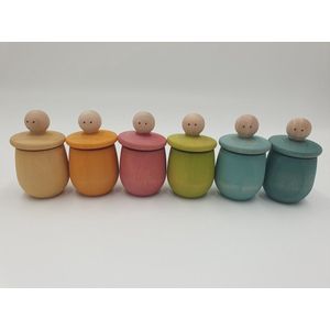 Houten poppetjes in bakjes - Pastelkleuren - 6 stuks - Open einde speelgoed - Educatief montessori speelgoed - Grapat en Grimms style