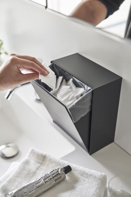 Yamazaki - Tower - Prullenbakje - Zwart - Zelfklevend