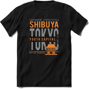 Tokyo - Shibuya | TSK Original & vintage | T-Shirt Heren - Dames | Zilver - Goud | Perfect Cadeau Shirt | Grappige Spreuken - Zinnen - Teksten | Maat S