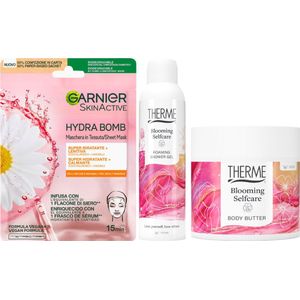 Therme Cadeauset Blooming Self Care Douche & Body - Therme Body Butter Blooming Self Care - Therme Foaming Shower Gel Blooming Self Care - Garnier Sheet Masker Hydra Bomb Sensitive