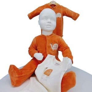 Set Schildpadje Zacht – Velours pyjama + body – 0 tot 9 maanden