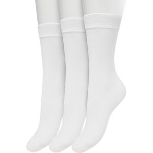 Bonnie Doon Basic Sokken Dames Wit maat 36/42 - 3 paar - Basis Katoenen Sok - Gladde Naden - Brede Boord - Uitstekend Draagcomfort - Perfecte Pasvorm - 3-pack - Multipack - Effen - White - OL834223.103