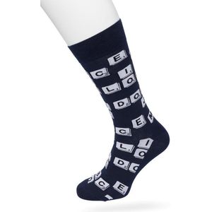 Bonnie Doon Heren Sokken met Scrabble Print maat 40/46 Donker Blauw - Thema Sokken - Spelletjes - Cadeau Sokken - Word je Happy en vrolijk van - Zacht Katoen met Gladde Teennaad - Comfortabel - Perfect Cadeau - Black Iris - BT992134.134
