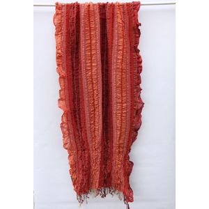 1001musthaves.com Crinkle wollen sjaal in warm rode tinten en oranje tinten met schulprand 50 x 180 cm
