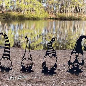 Mrs. Jones Tuinkabouter Silhouet Stalen Staken Staande Kabouter Decoraties Schattig 4 Stks Silhouet Decor Buiten Schattige Handgemaakte Tuin Kunst Silhouet Tuin Decor Silhouet voor Thuis .