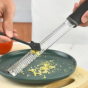Multifunctionele Roestvrijstalen Rasp voor Keuken, Met Beschermhoes en Reinigingsborstel