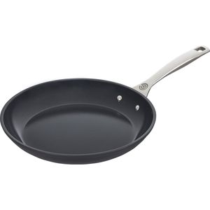 Le Creuset Koekenpannen Essential Non-Stick Ceramic Set van 2 - 20cm/26cm