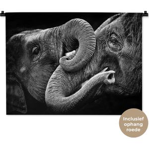 Wandkleed Close-up Dieren in Zwart-Wit - Omhelzing olifanten op zwarte achtergrond in zwart-wit Wandkleed katoen 90x67 cm - Wandtapijt met foto