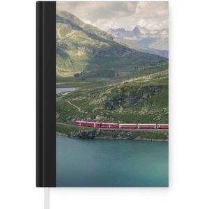 Notitieboek - Schrijfboek - Een trein langs het blauwe water - Notitieboekje klein - A5 formaat - Schrijfblok