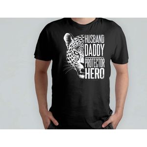 Husband Daddy Protector Hero - T Shirt - vader - dad - beste vader ter wereld - verjaardag - vaderdag - best dad in the world - father - liefde - cute