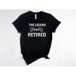 Lykke Officially Retired Let The Fun Begin| Pensioen | Unisex T-shirt | Retired Dames |Retired Heren | Zwart| Maat S