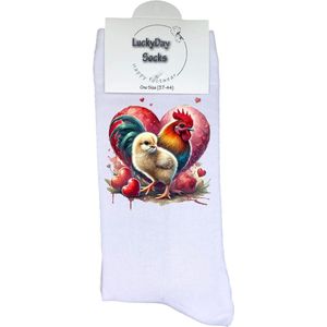 Kip - Opkikkertje - Kuiken - Hartje - Valentijn - Liefde - Grappige sokken - Valentijn cadeau - Verjaardag - Geluk - Grappige sokken - Leuke sokken - Vrolijke sokken - Kleur - Kerst sokken - Vaderdag - Moederdag - Socks maken Happy - 37-44