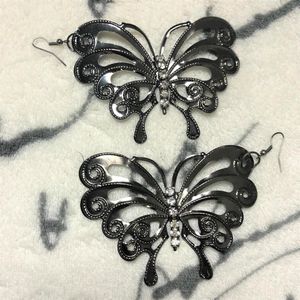 Fashionidea – mooie grote metaalkleurige oorbellen in vlinder vorm met glimmende zirkonia