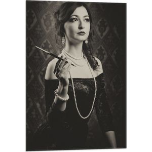 Vlag - Vrouw - Sierraden - Jurk - Zwart - Wit - 50x75 cm Foto op Polyester Vlag