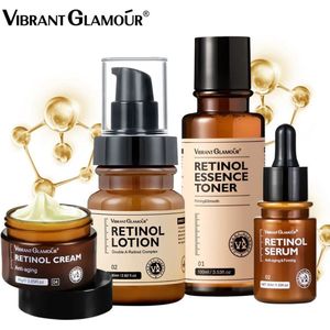 VIBRANT GLAMOUR Retinol - Set van - Retinol Gezichtscrème- Retinol serum - Retinol Lotion - Retinol Toner - Complete Retinol Set - Anti-Aging - Rimpels Verwijderen - Tegen donkere kringen - Complete Verzorging set - 4 Delig Set