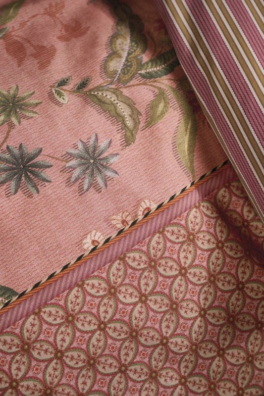 Pip Studio - Kussensloop Coco Flower - Koraal - 60x70 cm